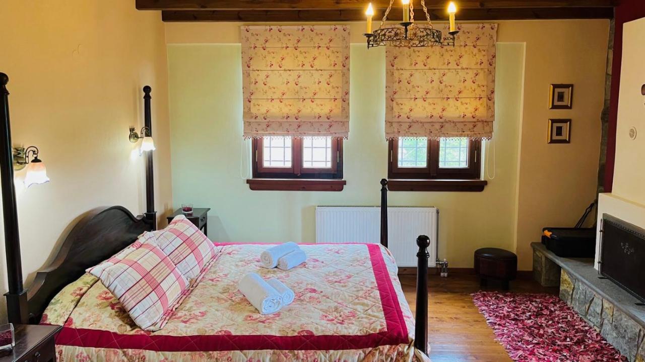 Giagia Evgenia Hotel Vitsa Eksteriør billede