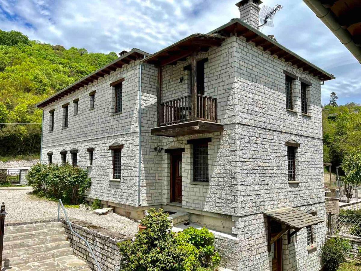 Giagia Evgenia Hotel Vitsa Eksteriør billede